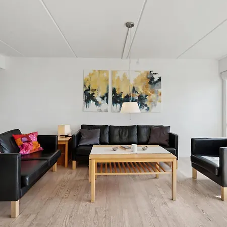 In With House Sea View Semesterbostad Assens