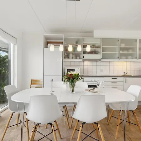 Prázdninový dům In With House Sea View Assens