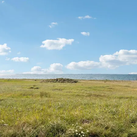 In With House Sea View Semesterbostad *