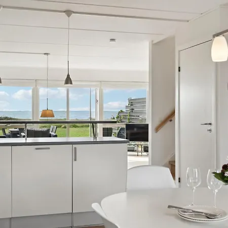 In With House Sea View *